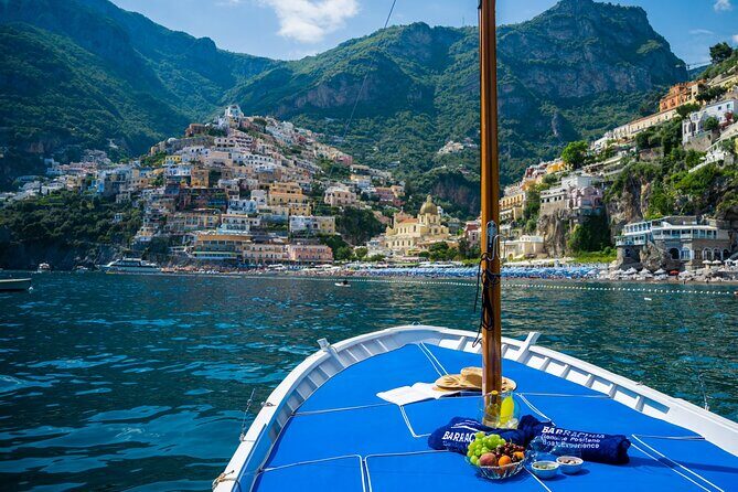 Simply Amalfi Coast Private Boat Tour con Giovanni - Conca dei Marini and the Saracen tower: pass-by sights done right