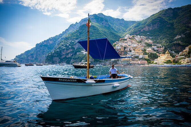 Simply Amalfi Coast Private Boat Tour con Giovanni - Praiano’s fishing-village feel and a real swim break