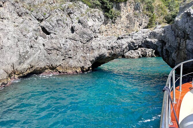 Small Group Amalfi Coast Boat Day Tour from Positano - Amalfi in 90 Minutes: Shopping, Alleys, and No City Guide