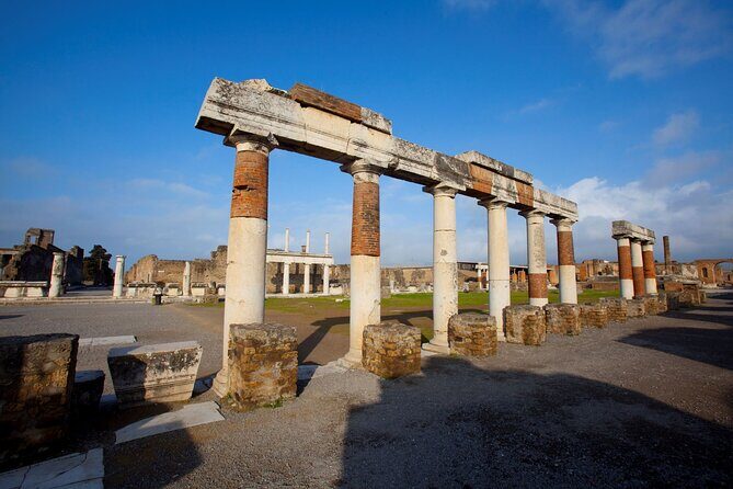 Small Group Guided Pompeii Tour from Positano - Value Check: What You Get for $180.27