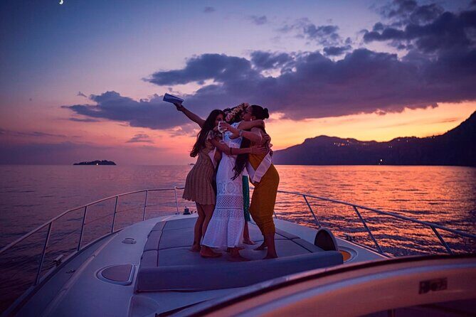 Small Group Tour to Positano by Boat at Sunset - The first leg: sailing out of Positano and setting up the sunset photos