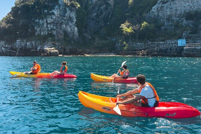 Small groups Kayak tour from Sorrento to Bagni Regina Giovanna - Guides and safety: small group size, English support, and CONI-certified instruction