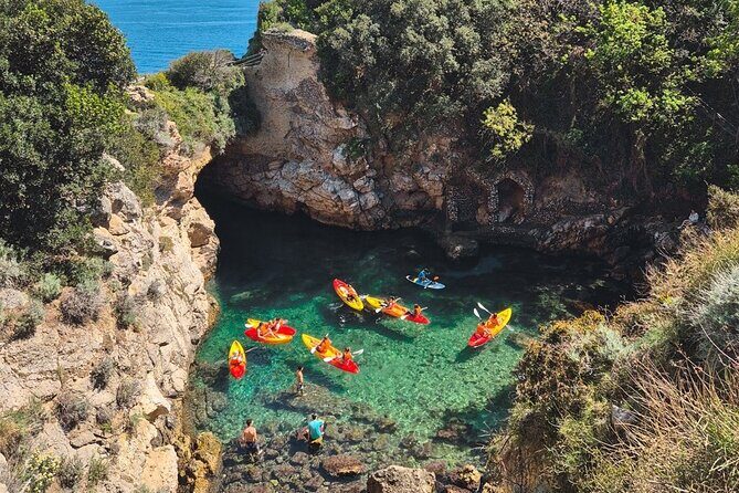 Small groups Kayak tour from Sorrento to Bagni Regina Giovanna - The paddle to Bagni Regina Giovanna: effort level and what to expect on the water