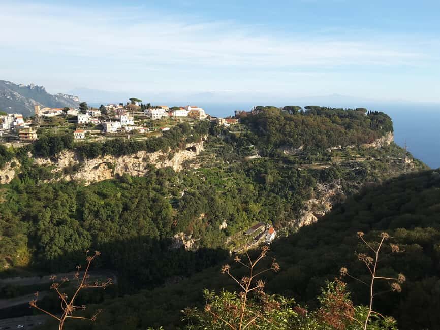 Sorrento: Amalfi Coast Sharing Full-day Tour - Positano in about one hour: the photo windows you care about