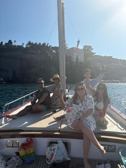 Sorrento: Boat Coastal Cruise with Swim and Limoncello - The boat: a Gozzo Fratelli Aprea built for close-up coastline views