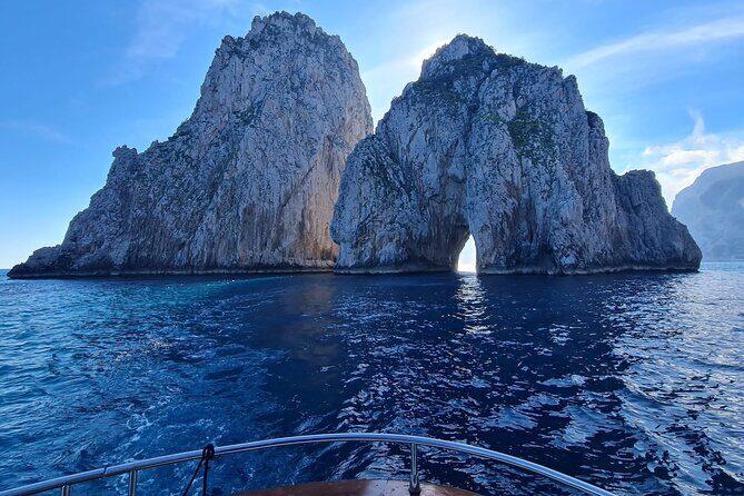 Sorrento: Capri Boat Small Group Tour Up to 8 & 4 hours ashore - On-board comfort and snacks: what’s included (and what to bring)