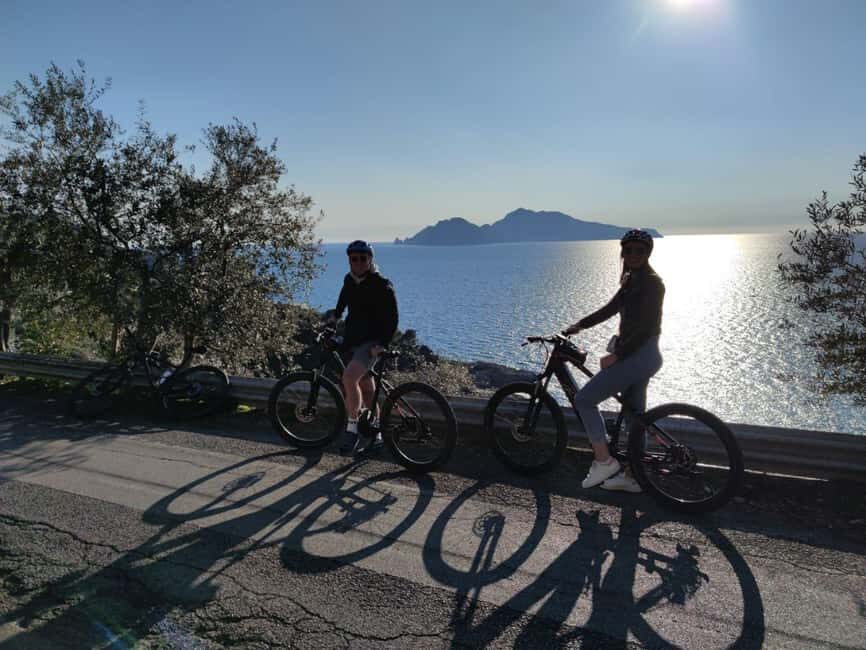 Sorrento Coast Sunset E-Bike Tour - The E-Bike Part: Less Strain, More Time to Look Up