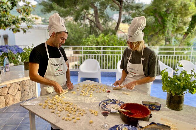 Sorrento: Cook Like a Local with a Stunning Sea View - Timing and logistics that affect your experience