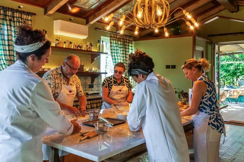 Sorrento Cooking Class: Taste the Tradition feel the Love - Getting there: pickup near Piazza Tasso and the Cucinammore minivan