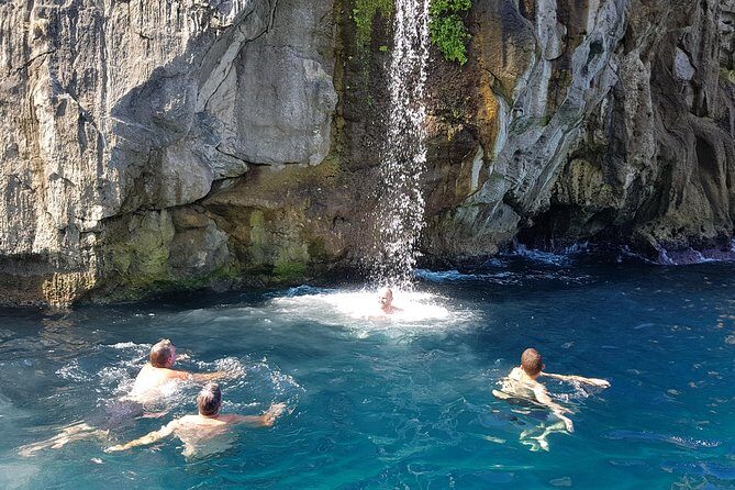 Sorrento: Exclusive Capri Private Boat Tour & Blue Grotto - Blue Grotto on a wood boat: the main event, planned for 45 minutes