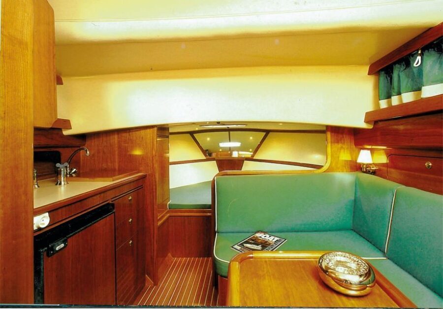 Sorrento: Luxury Private boat drinking & watching the sunset - Drinks and aperitif time: what’s included and how it feels