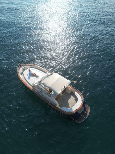 Sorrento: Luxury Private boat drinking & watching the sunset - Practical expectations for boarding day