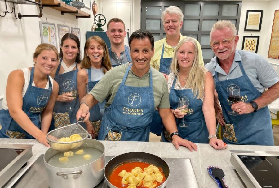 Sorrento: Pasta Masterclass with a Meal and Wine - Shaping pasta: tortelloni, ravioli, and spaghetti technique