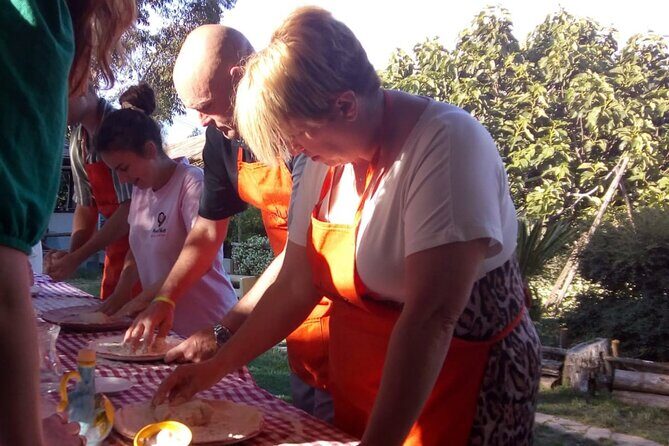 Sorrento Pizza Class with Wine, Limoncello and Transfer Included - Who This Sorrento Pizza Class Fits Best