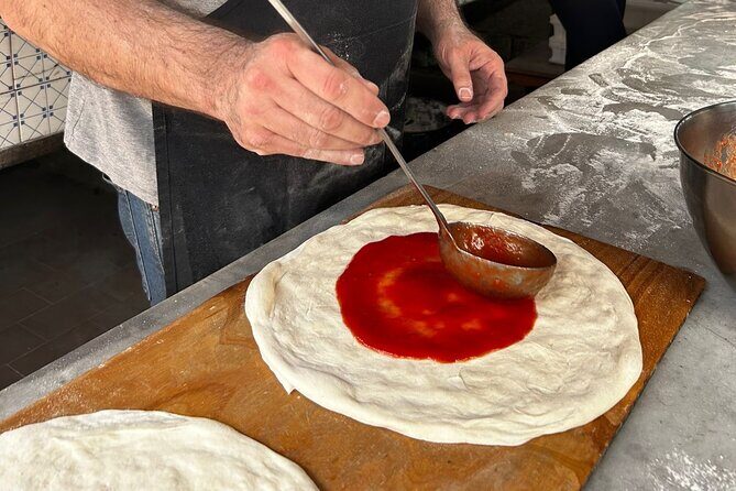Sorrento Pizza Making Class with Local Pizzaiolo Hands on 100% - Lunch, Wine, Dessert, and Limoncello-Style Finishing