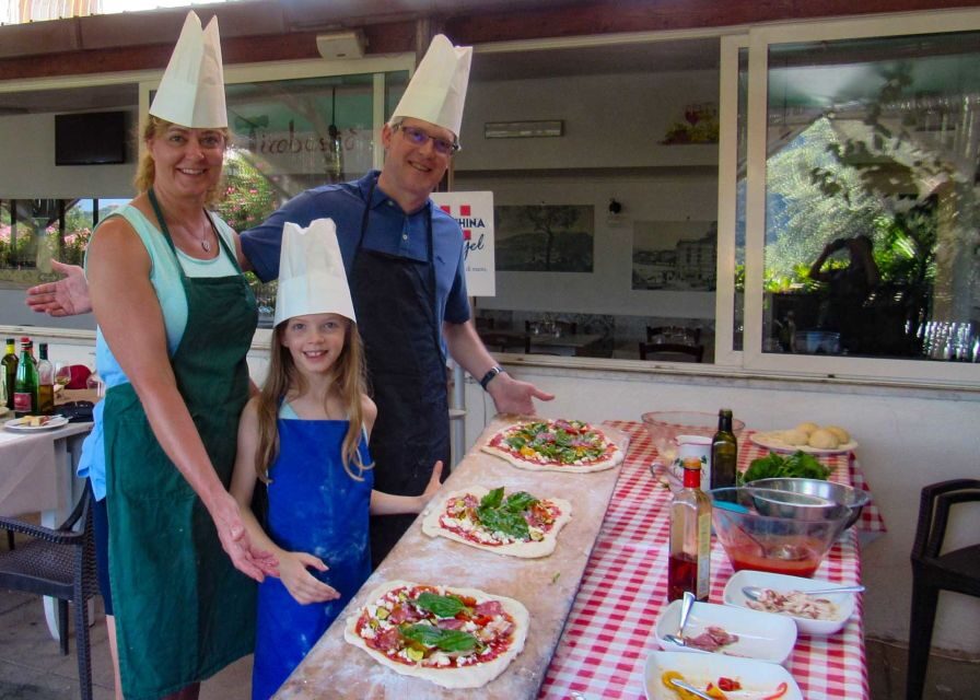 Sorrento: Pizza Making Course - First Step: Pickup in Sorrento and a Quick Trip into the Hills