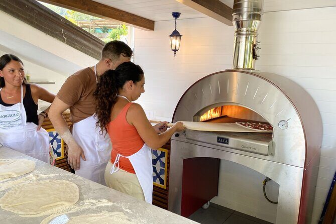 Sorrento Pizza School Activity in Italy - The terrace meal and the Vesuvius effect