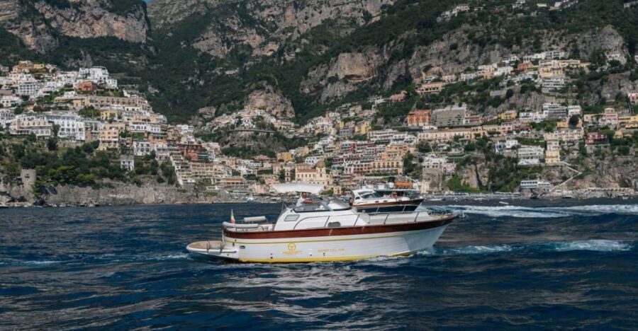 Sorrento: Private Capri Island Boat Tour with Blue Grotto - Key things to know before you go