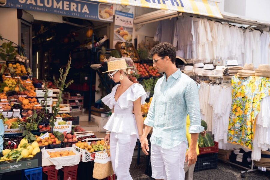 Sorrento: Private Photo Shoot with a PRO Photographer - Planning your photo style with Roberto before the shutter clicks
