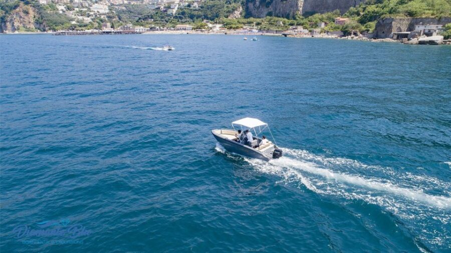 Sorrento: Private Sunset Cuise with Prosecco and Limoncello - Getting Great City Photos from the Water (Without Being That Person)