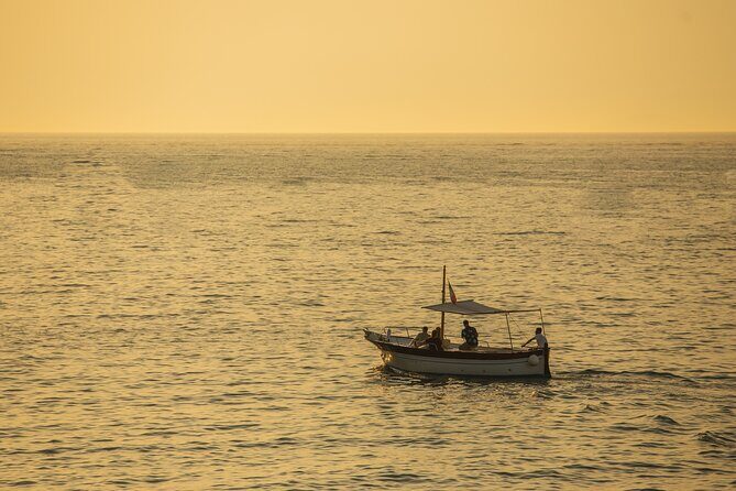 Sorrento Sunset Experience With Prosecco, Limoncello and Snacks - Key things that make this cruise worth your time