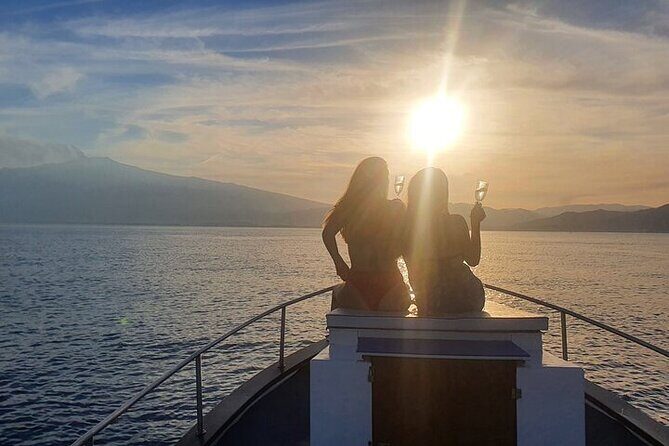 Sorrento Sunset Experience With Prosecco, Limoncello and Snacks - From Marina Grande to golden hour: how this tour really flows