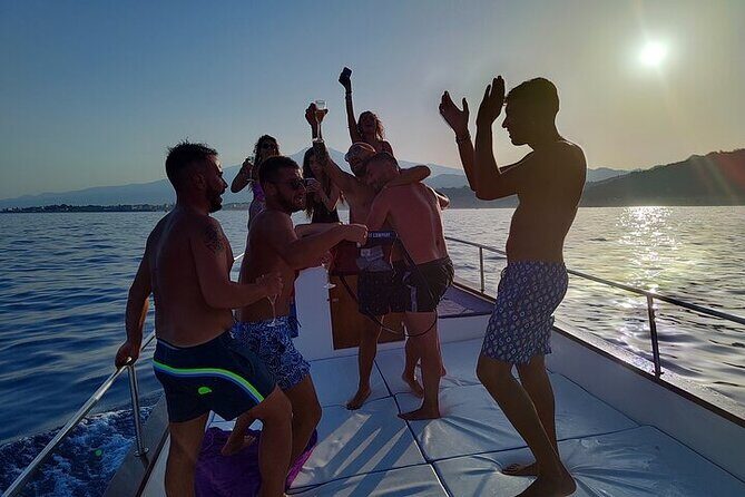Sorrento Sunset Experience With Prosecco, Limoncello and Snacks - Stop 3: Marina di Puolo swim cove with Prosecco in hand