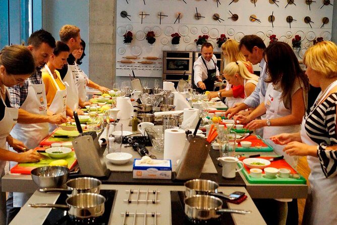 Sorrento Villa Cooking Class with Fresh Harvest Lunch - From aperitif to the menu plan: how the teaching actually works