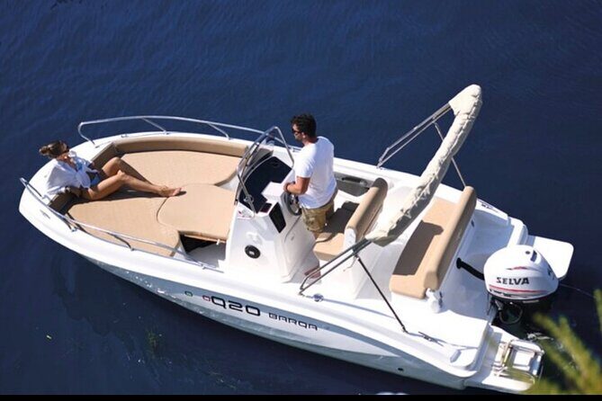 Sorrentomaxiboat tours to Capri - Sorrento to Capri by small-group boat: the real reason it feels special