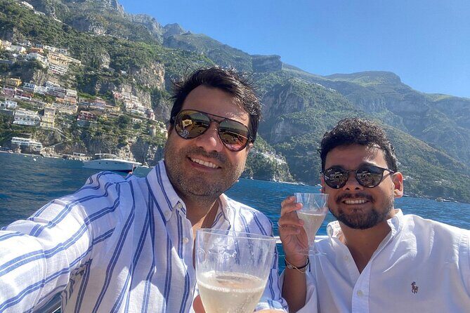 Sorrentomaxiboat tours to Capri - The 7-hour flow: what to expect from start to finish