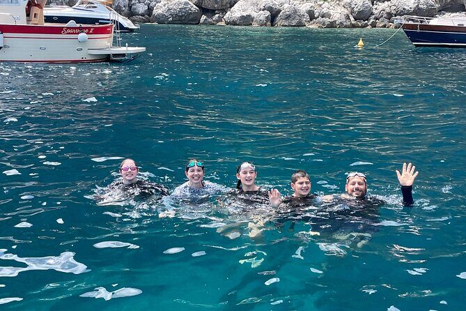 Sorrentomaxiboat tours to Capri - Spiaggia di Marina Piccola: the Capri wandering window