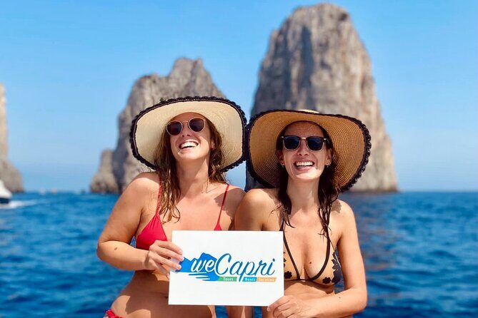 Sunset & Aperitif Boat tour - Price and value: $432.50 per group for up to 4