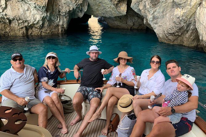 Sunset boat experience in Sorrento coast - Natural Waterfall Near Massa Lubrense: The Shower Moment From the Sea