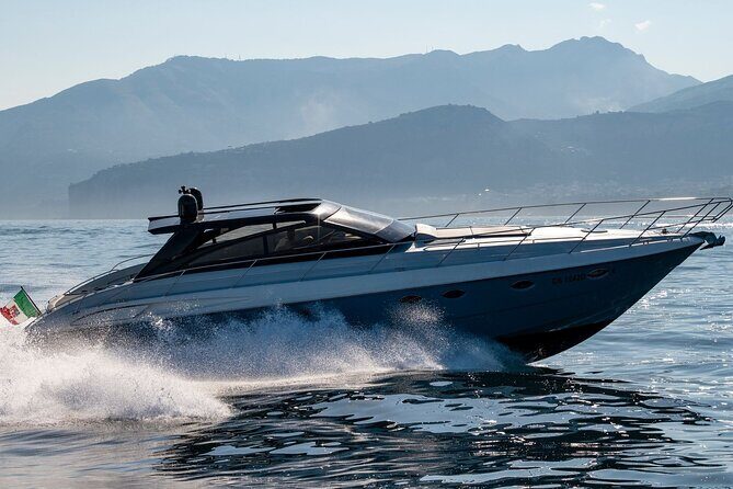 The 2 South gems: Capri and Positano Day Cruise - Nerano on the return: the fishing village pace shift