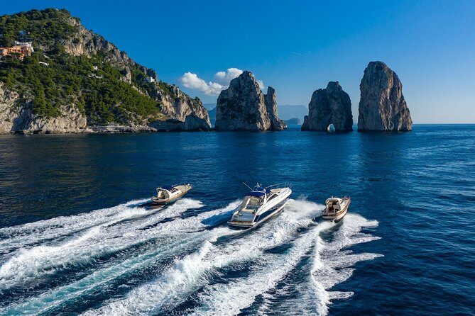 The Blue Fever: Capri island day cruise - Blue Grotto: the most famous moment, plus the one extra ticket