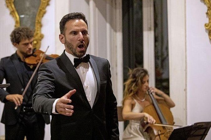 The Three Tenors in Sorrento - Your 80-minute plan inside the show (including the intermission)