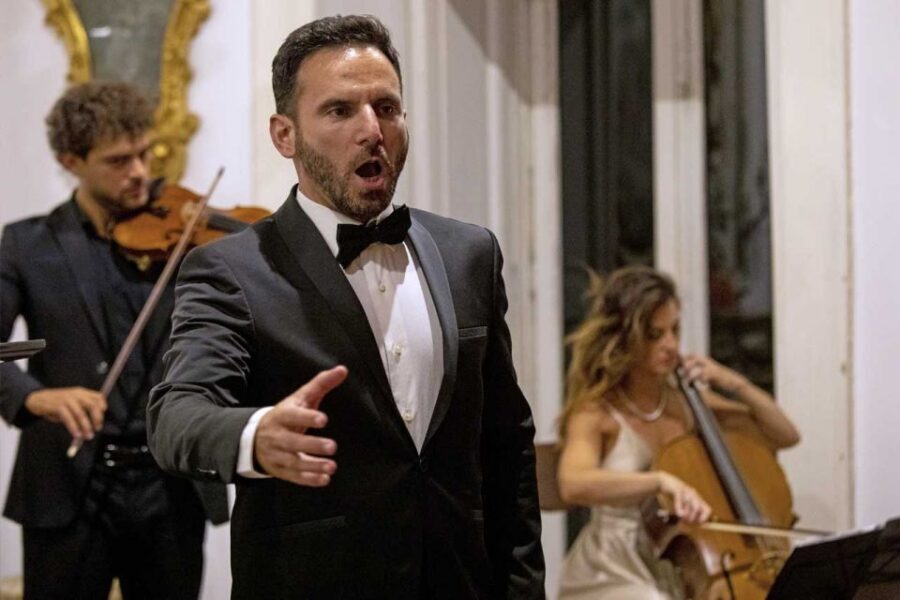 The Three Tenors in Sorrento: Opera Arias, Naples and Songs - Meet the Performers: The Three Tenors Plus Piano and Strings