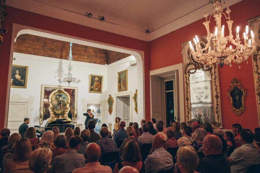 The Three Tenors in Sorrento: Opera Arias, Naples and Songs - Your Pre-Concert Walk Through the Correale Museum Gardens