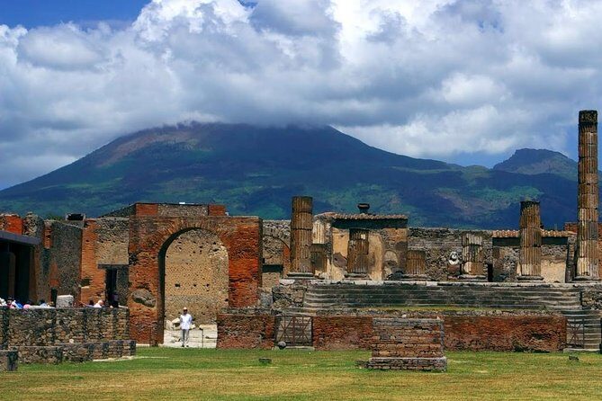 Transfer Naples to Sorrento with stop to visit Pompeii ruins - Your Pompeii Choice: On Your Own vs Optional Private Walking Guide