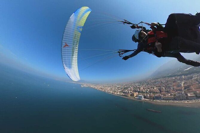 Two-seater paragliding Amalfi and Sorrento Coast Monte Faito - Limits that matter: age, weight, and who should plan differently