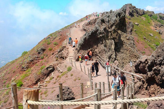 Vesuvius & Vineyard select from Sorrento - FAQ